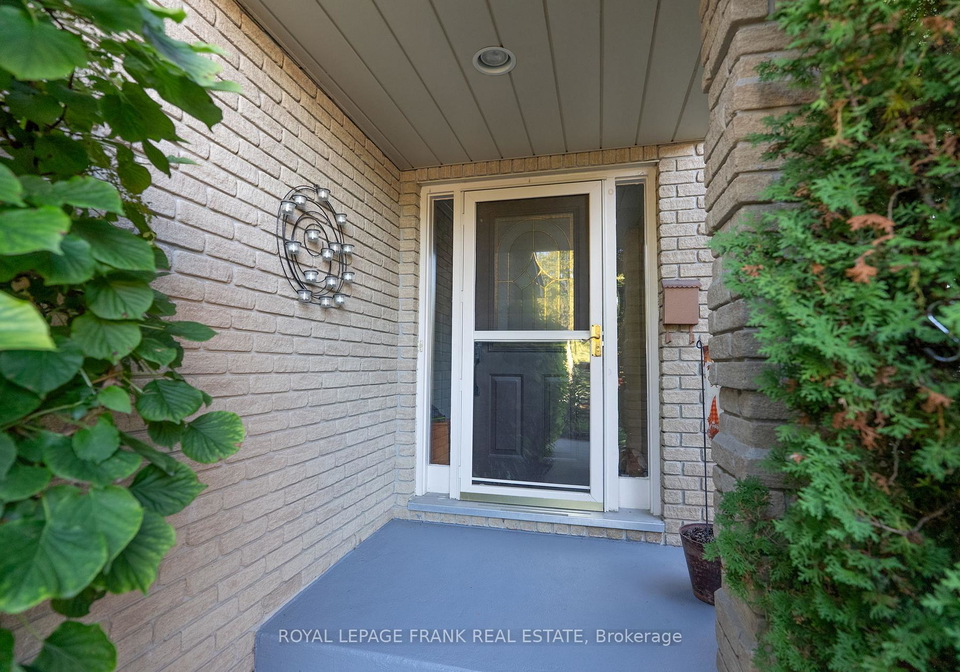 59-short-crescent-clarington-ontario-e12723446