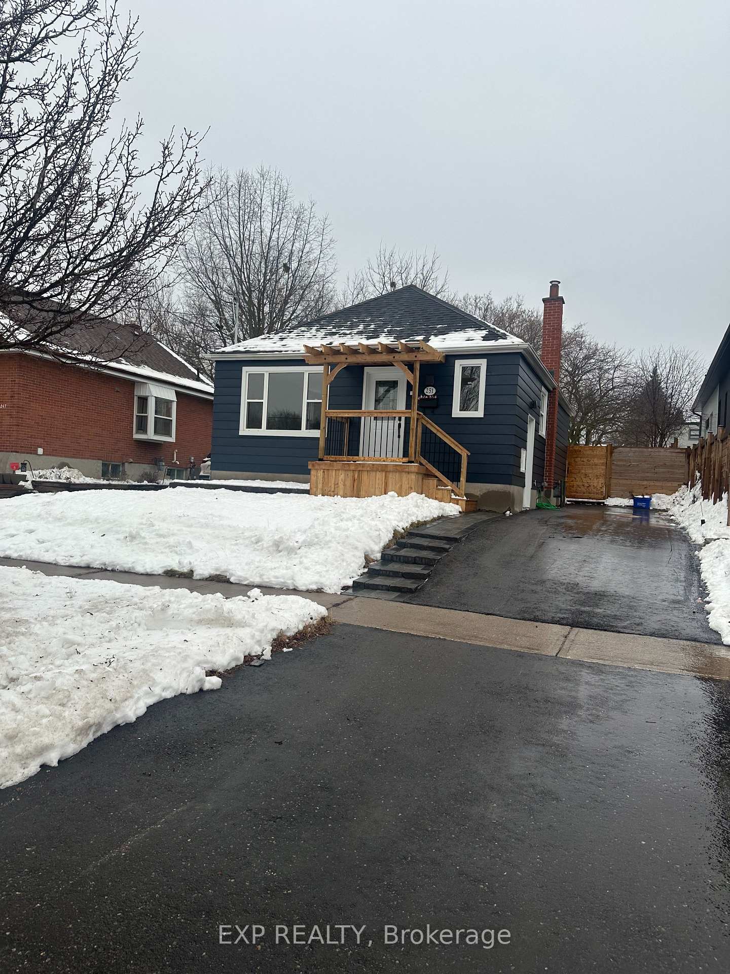 251-tresane-street-oshawa-ontario-e12724488