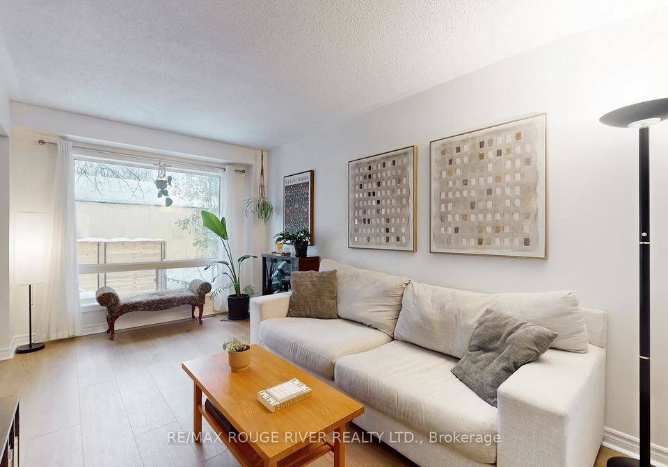 94-richfield-square-clarington-ontario-e12724630