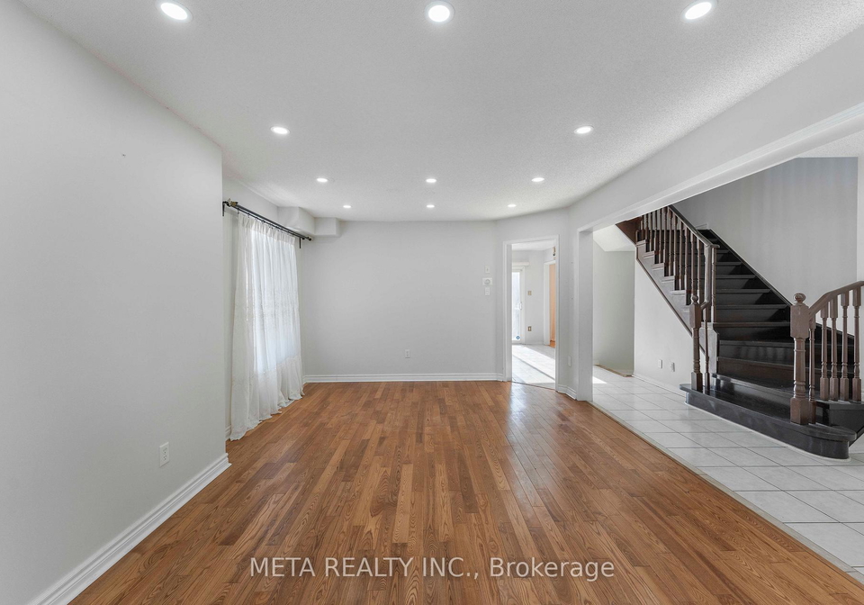 1-cameron-glen-boulevard-scarborough-ontario-e12726374
