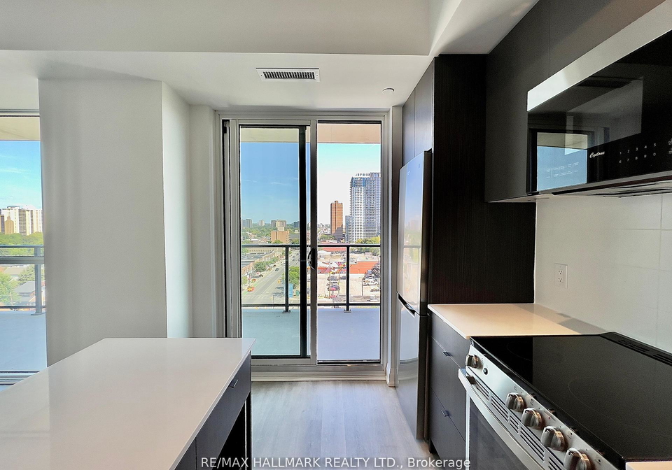 2369-danforth-avenue-toronto-ontario-e12727336