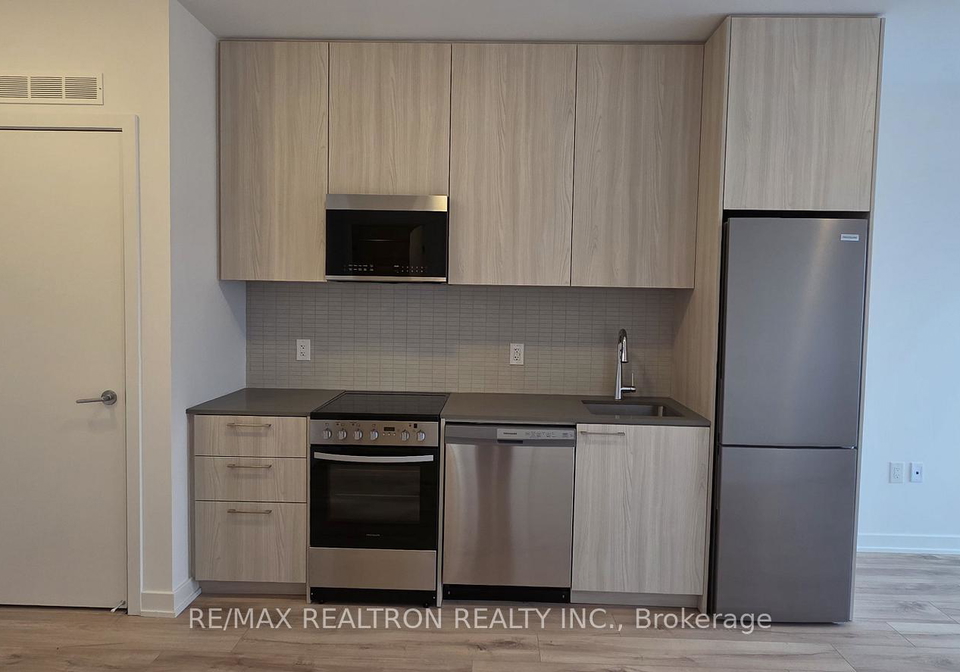 7439-kingston-road-scarborough-ontario-e12727348