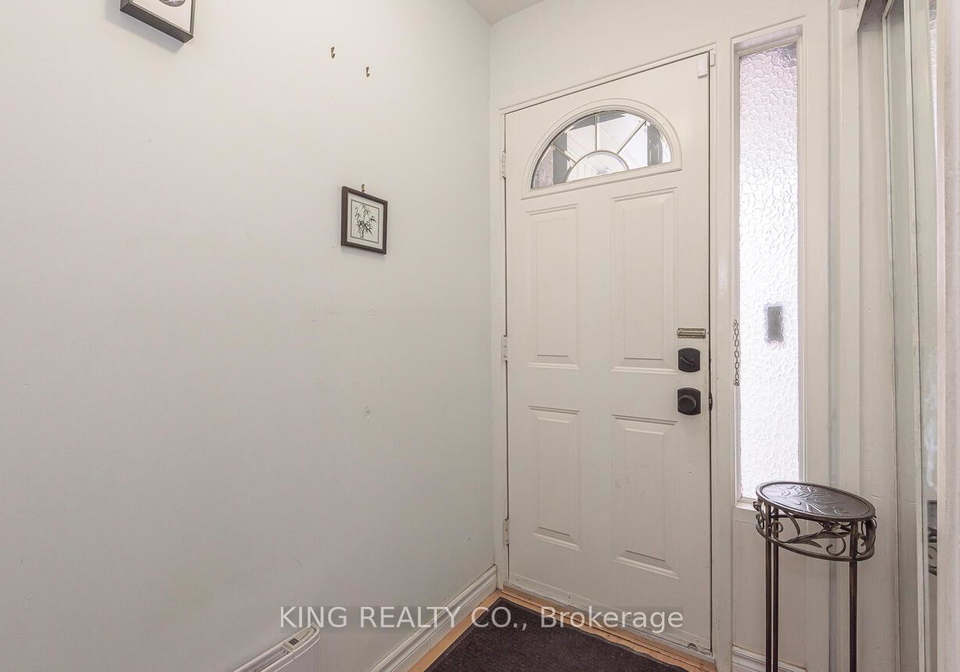 35military-trail-scarborough-ontario-e12727608