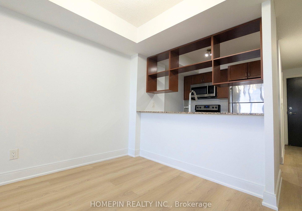 135-village-green-square-scarborough-ontario-e12727624