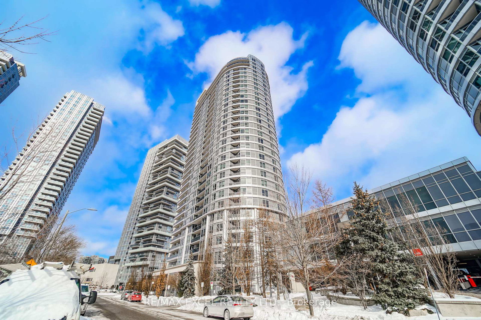 181-village-green-square-scarborough-ontario-e12727872