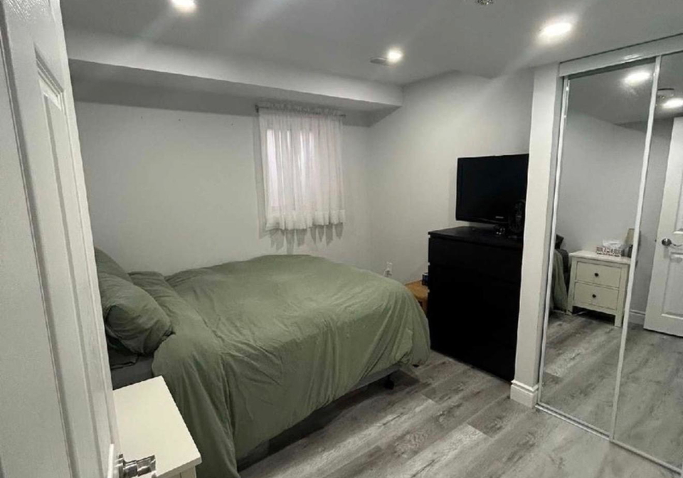 1808-silverstone-crescent-oshawa-ontario-e12728416