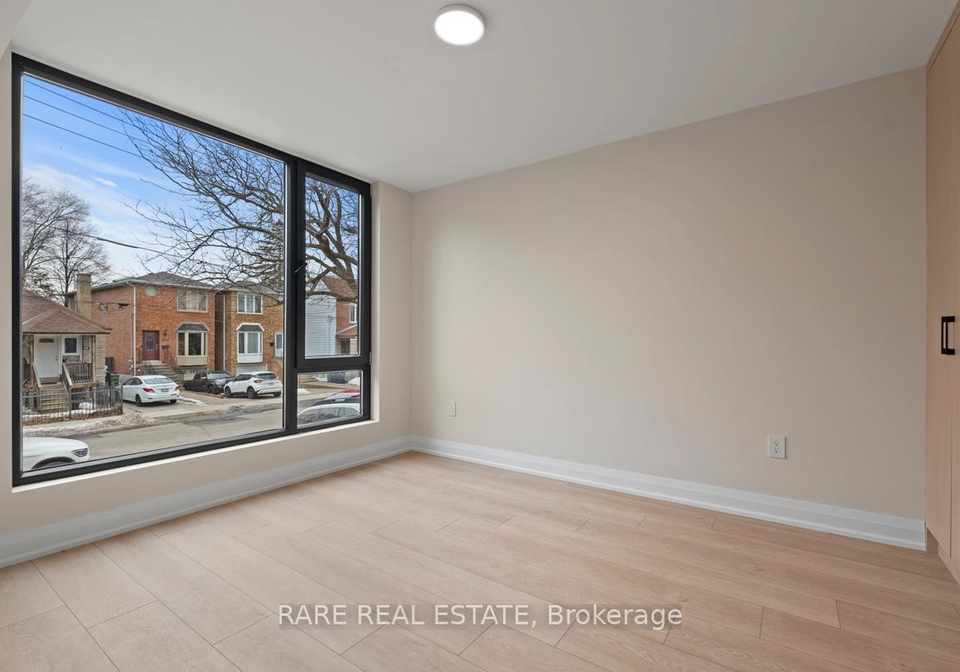 19gledhill-avenue-east-york-ontario-e12728582