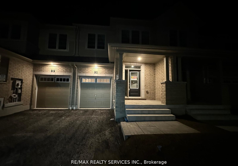 93-air-dancer-crescent-oshawa-ontario-e12728814