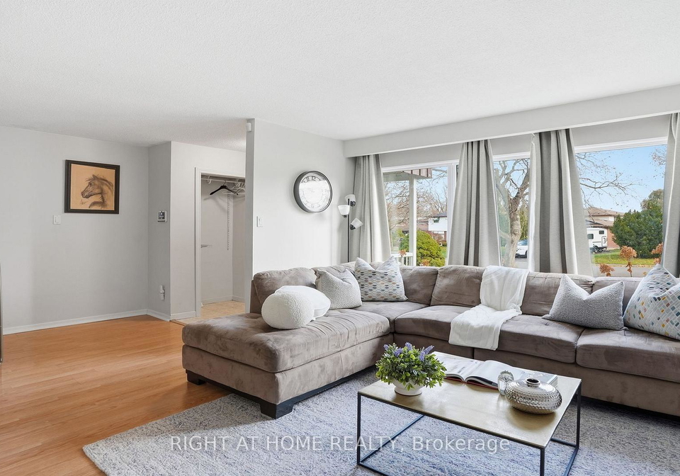 408-camelot-court-oshawa-ontario-e12729098