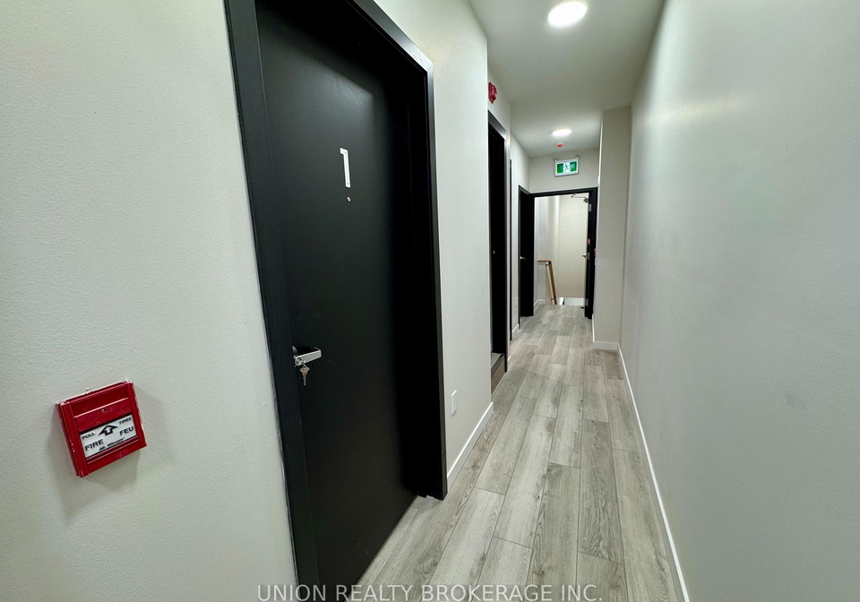1184-queen-street-e-toronto-ontario-e12729166