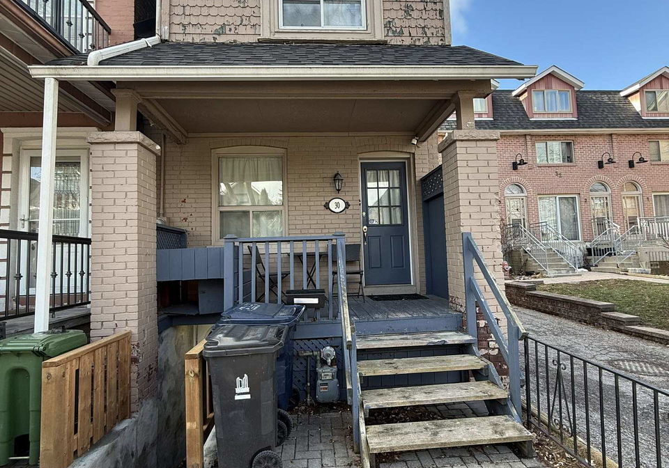 30-curzon-street-toronto-ontario-e12729196