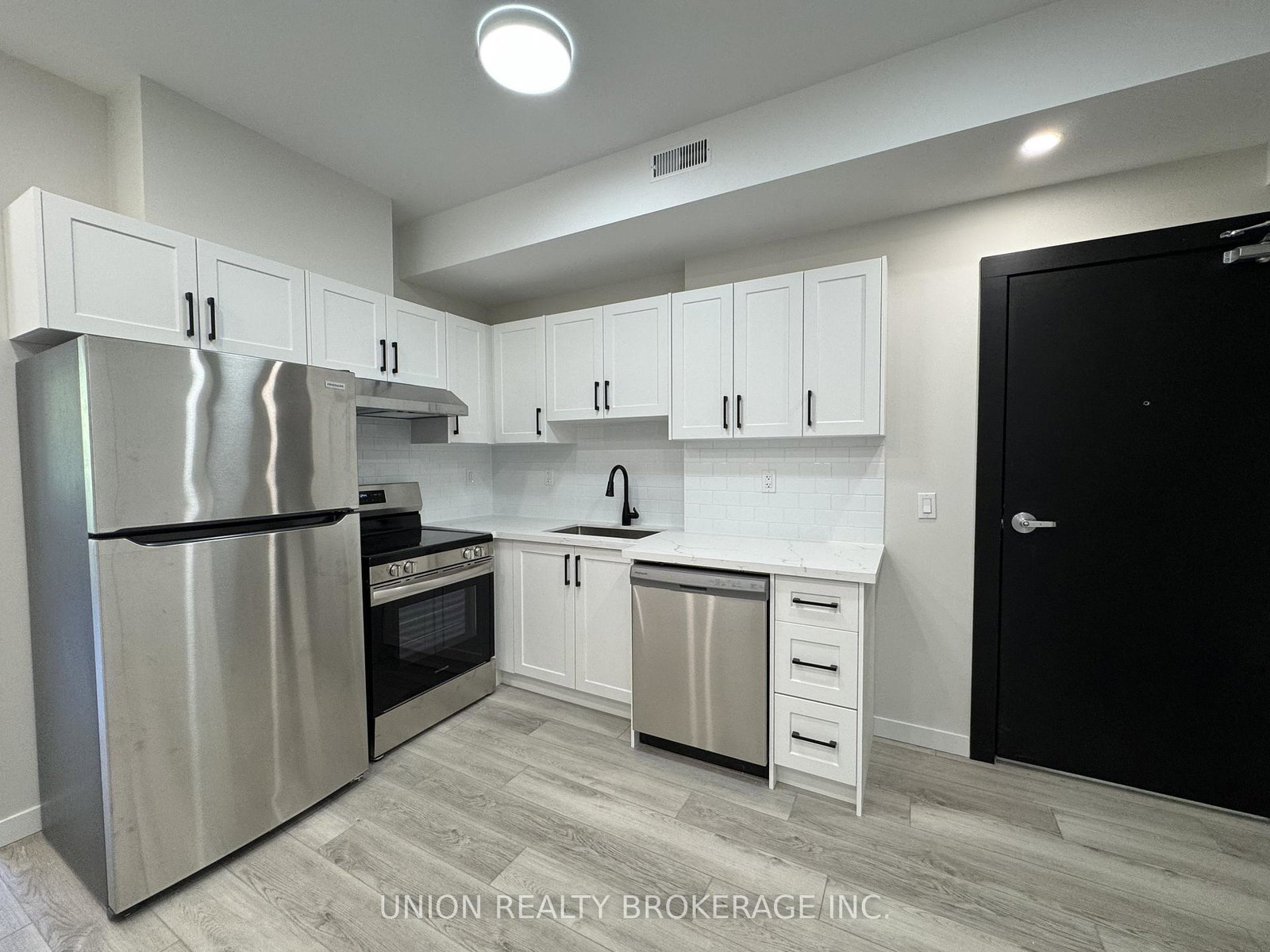 1184-queen-street-e-toronto-ontario-e12729200