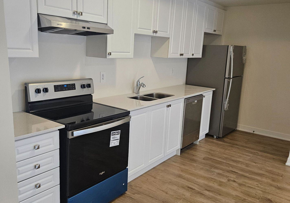 755-omega-drive-pickering-ontario-e12730384