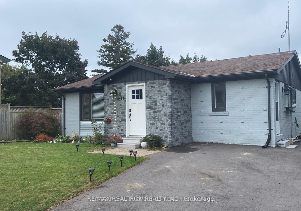 911-greenwood-crescent-whitby-ontario-e12730768