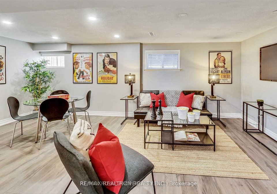 911-greenwood-crescent-whitby-ontario-e12730768