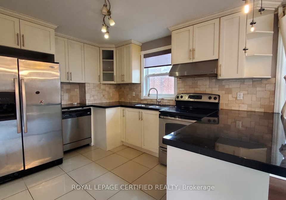 18-maywood-park-scarborough-ontario-e12731062