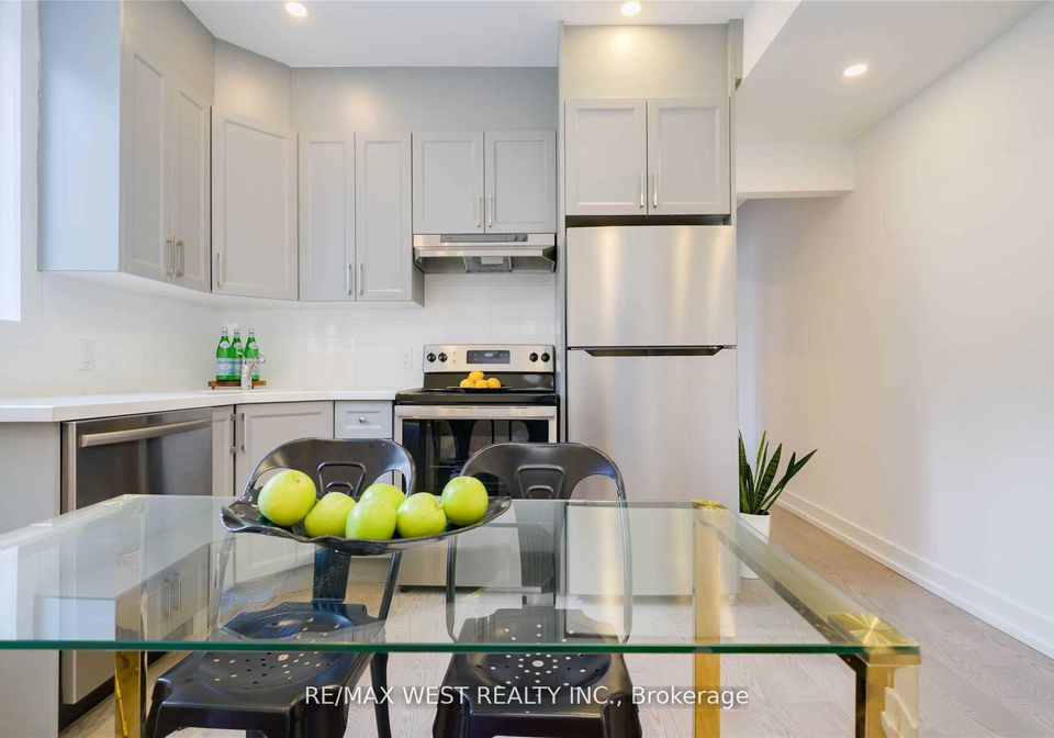 129-curzon-street-toronto-ontario-e12731178