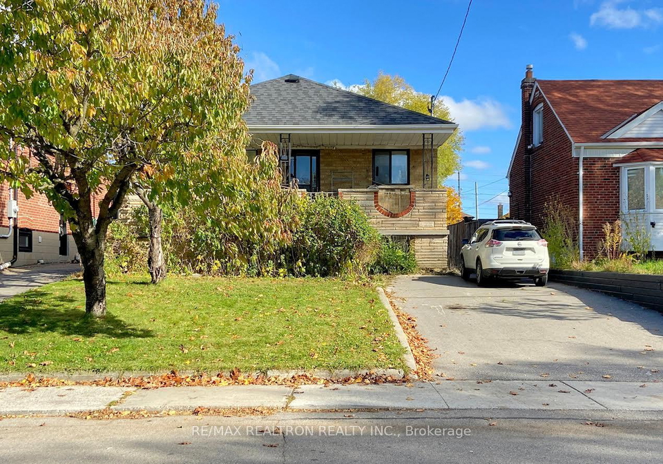 19-lilian-drive-scarborough-ontario-e12731192