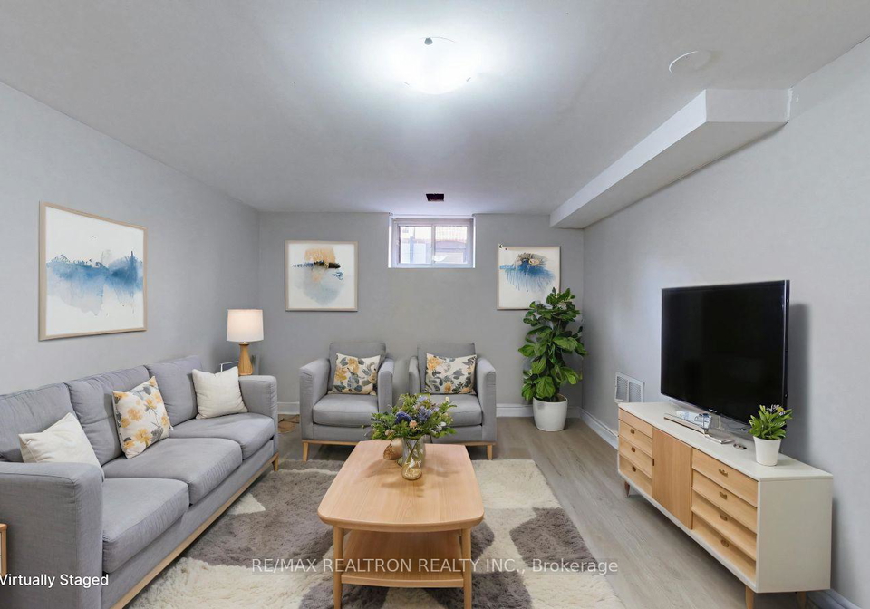 19-lilian-drive-scarborough-ontario-e12731192