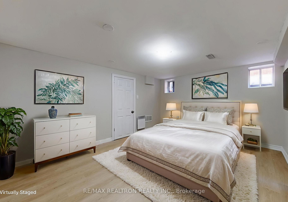 19-lilian-drive-scarborough-ontario-e12731192