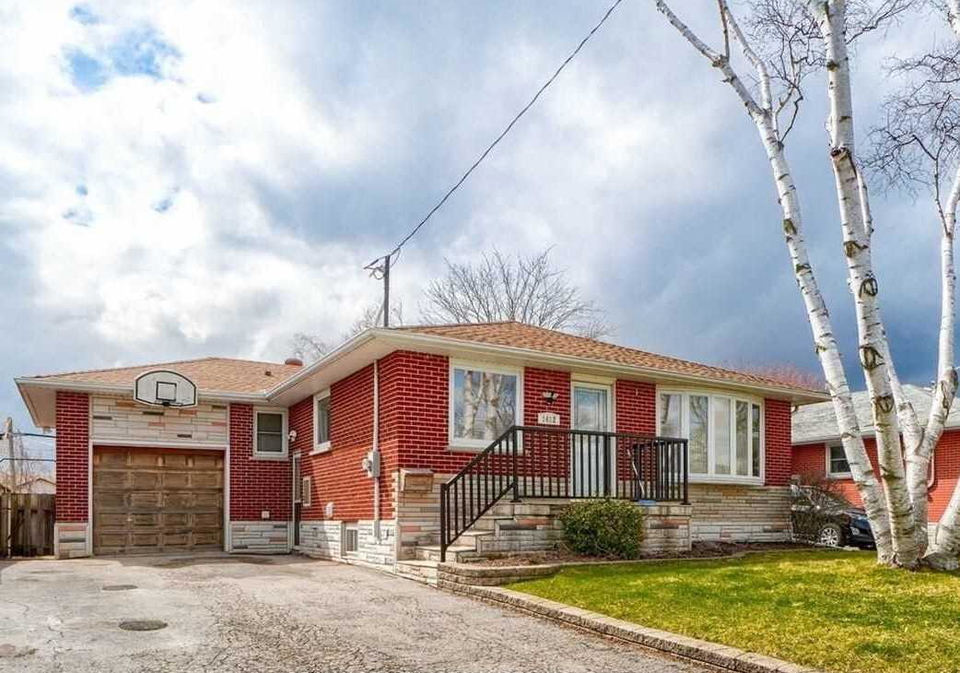 1412-lakefield-street-oshawa-ontario-e12731756