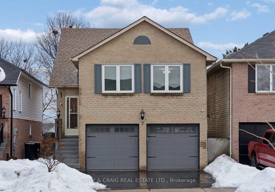 7-empire-crescent-clarington-ontario-e12731840