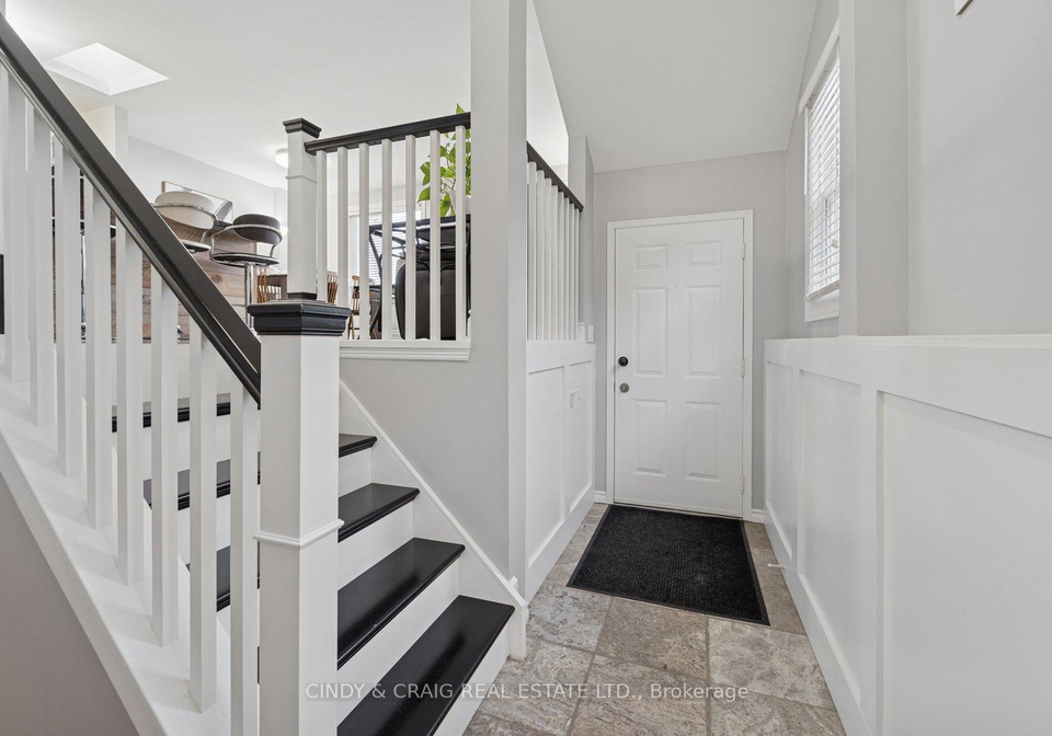 7-empire-crescent-clarington-ontario-e12731840