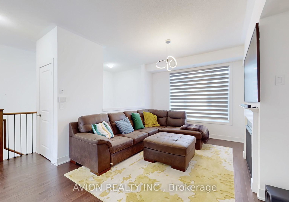7-elkington-crescent-whitby-ontario-e12733156