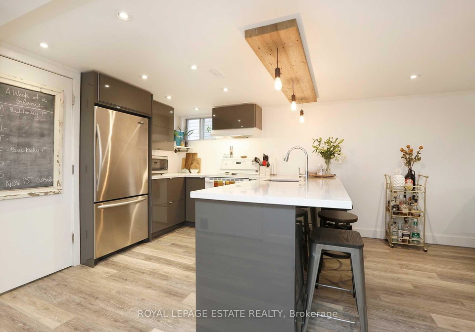 208-oakridge-drive-scarborough-ontario-e12733612