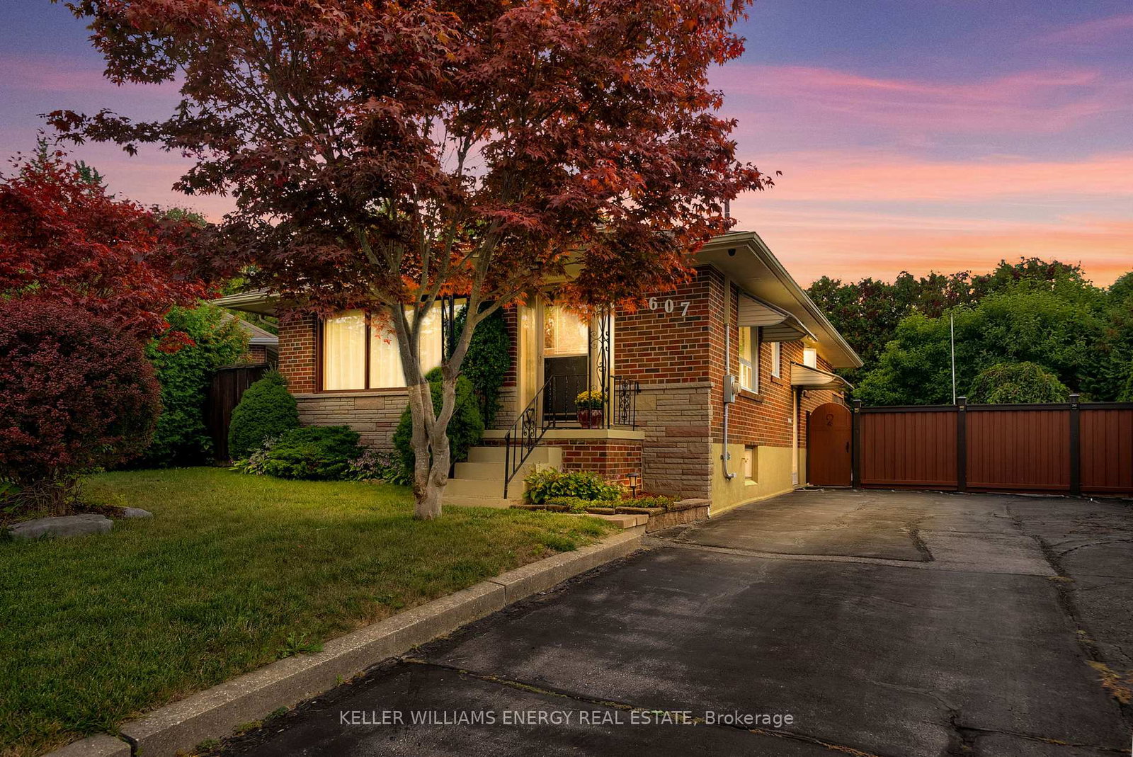 607-newman-crescent-whitby-ontario-e12734634