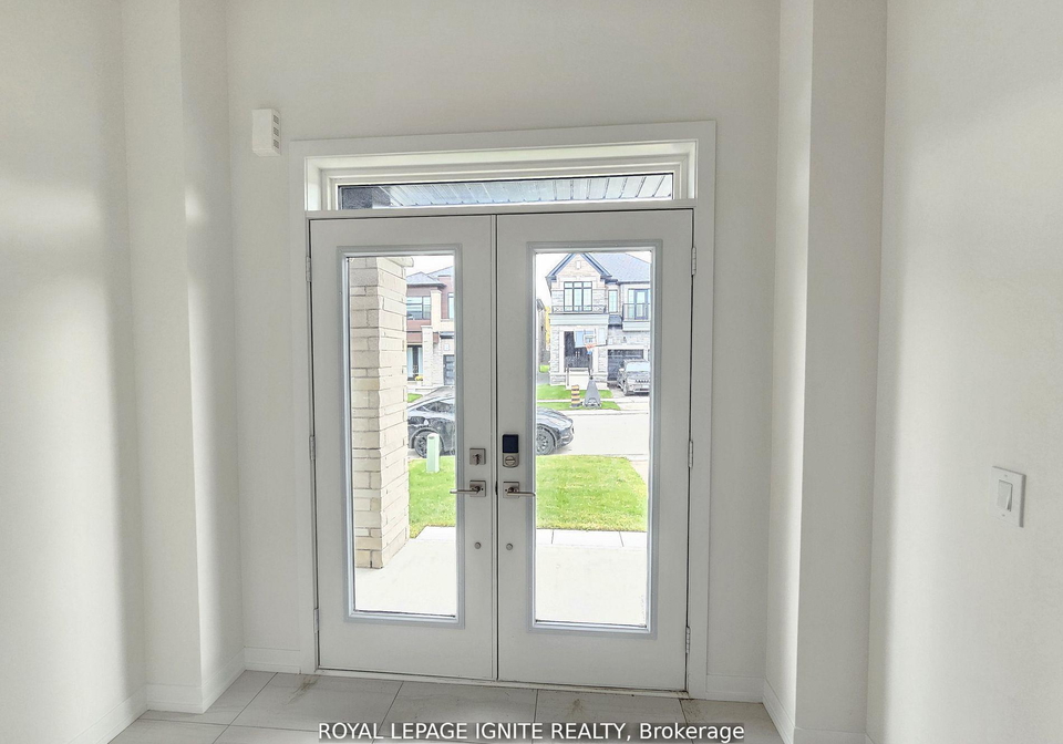 1848-lotus-blossom-road-pickering-ontario-e12737472