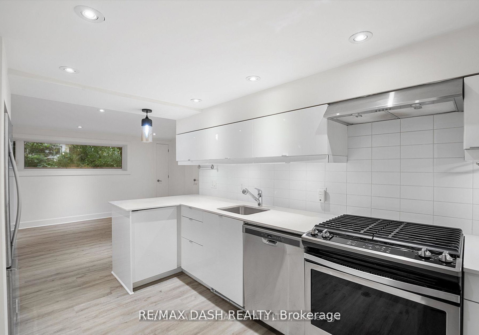 263-boston-avenue-toronto-ontario-e12737758