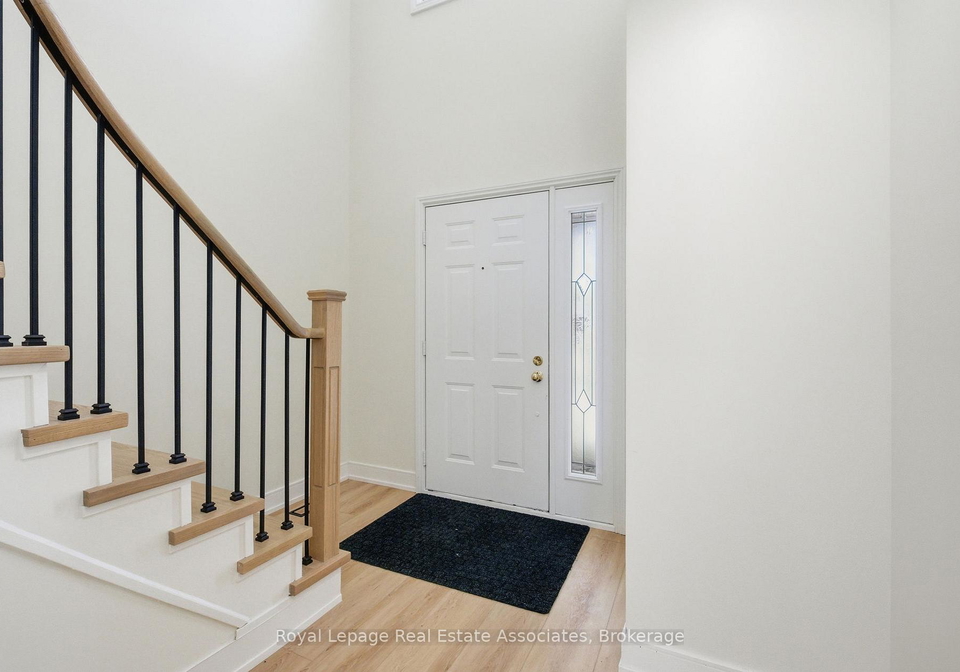 896-roundelay-drive-oshawa-ontario-e12738926
