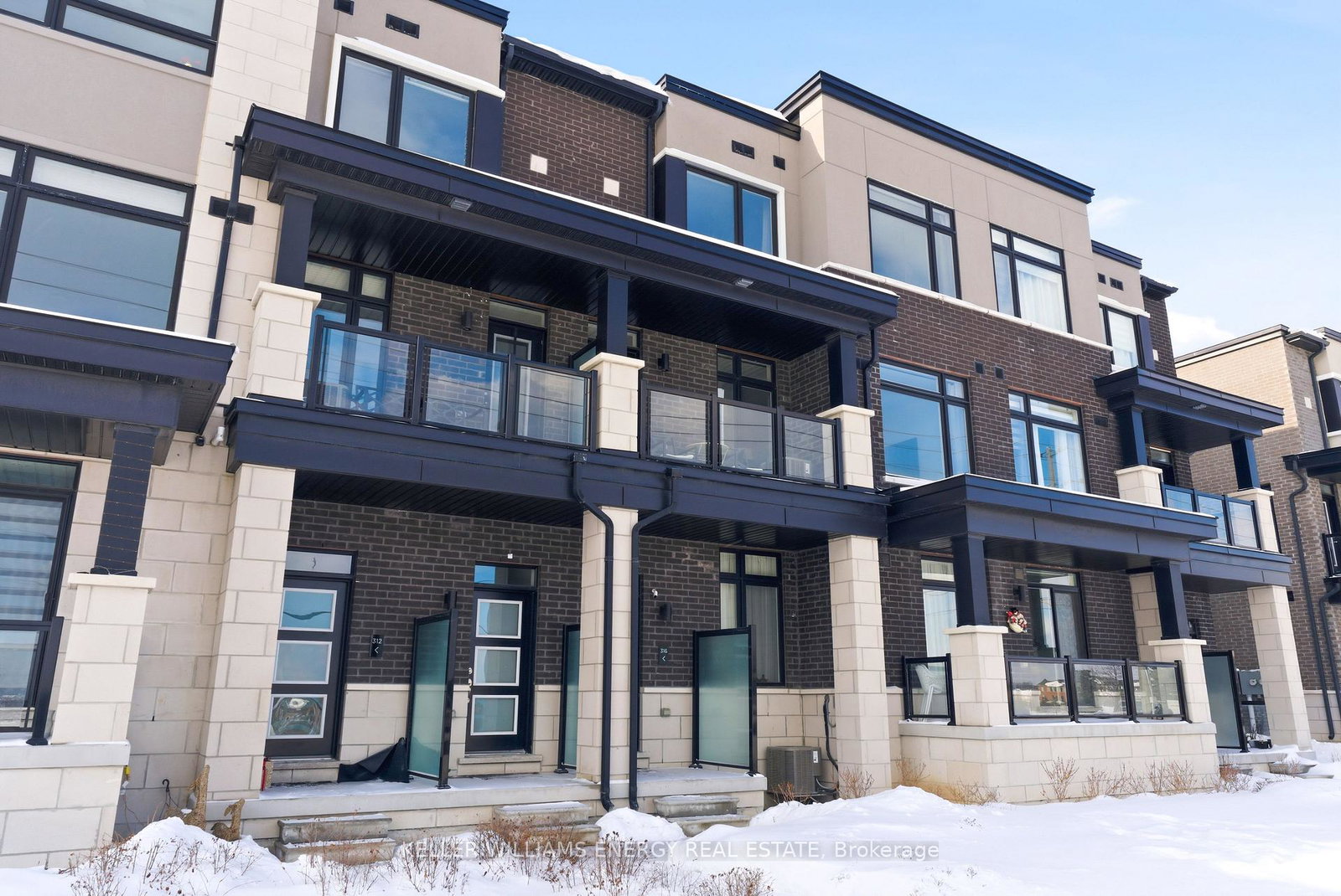 2550-castlegate-crossing-pickering-ontario-e12739308