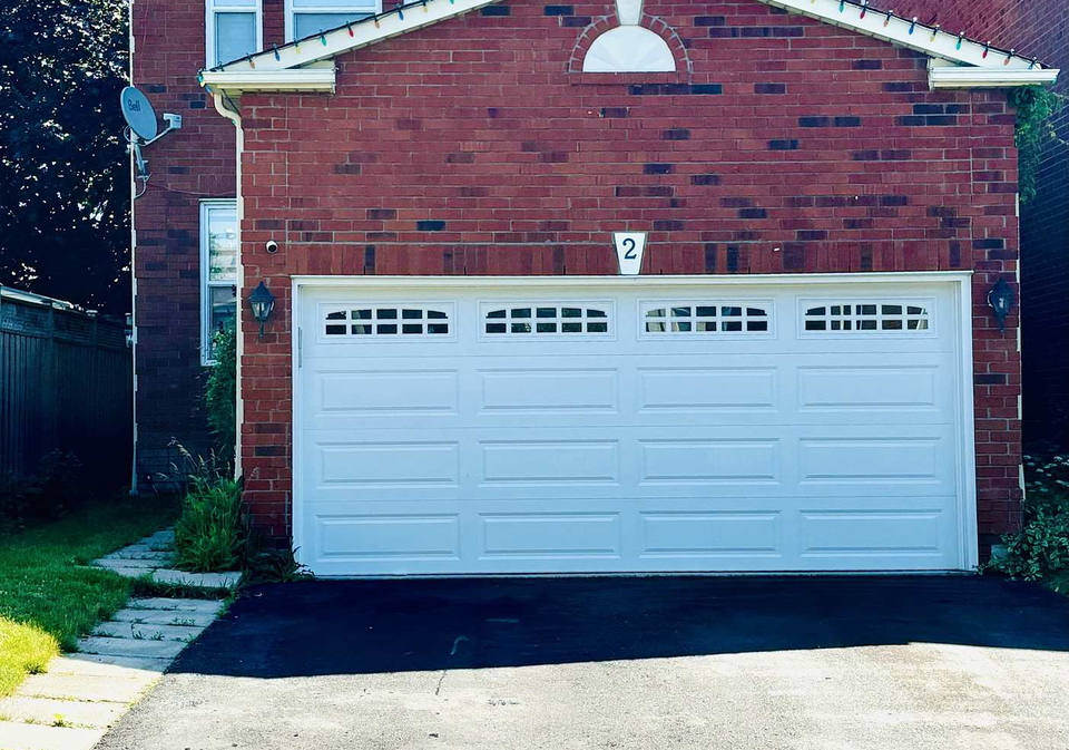 2-sable-crescent-whitby-ontario-e12740884