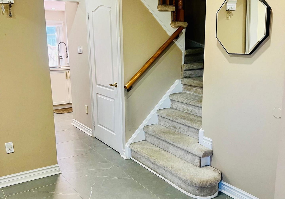 2-sable-crescent-whitby-ontario-e12740884