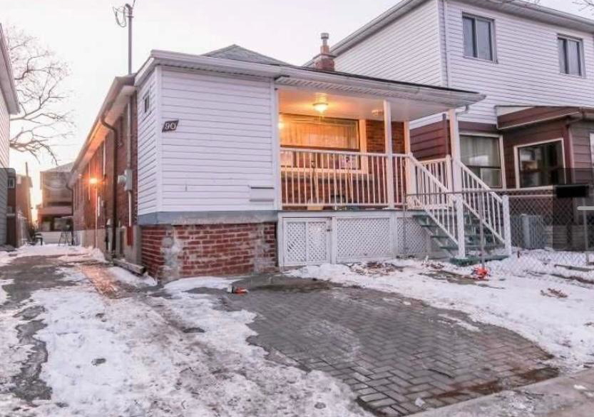 90-pharmacy-avenue-w-scarborough-ontario-e12741104