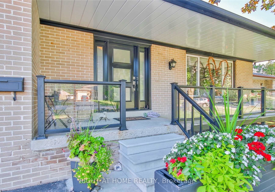 10-jacwin-drive-ajax-ontario-e12741252