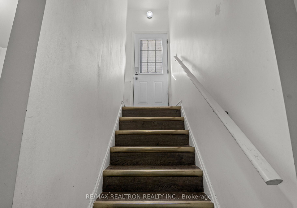 316-pacific-avenue-oshawa-ontario-e12741642