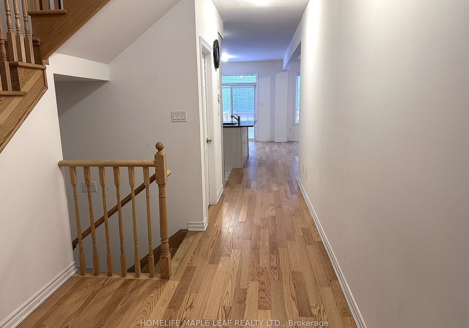 19-waterfront-crescent-whitby-ontario-e12742002