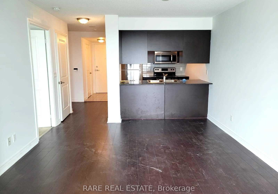 50-town-centre-scarborough-ontario-e12742362