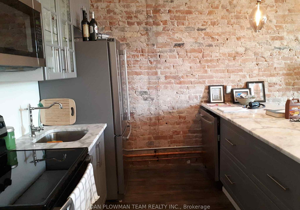 8-simcoe-street-n-oshawa-ontario-e12743030
