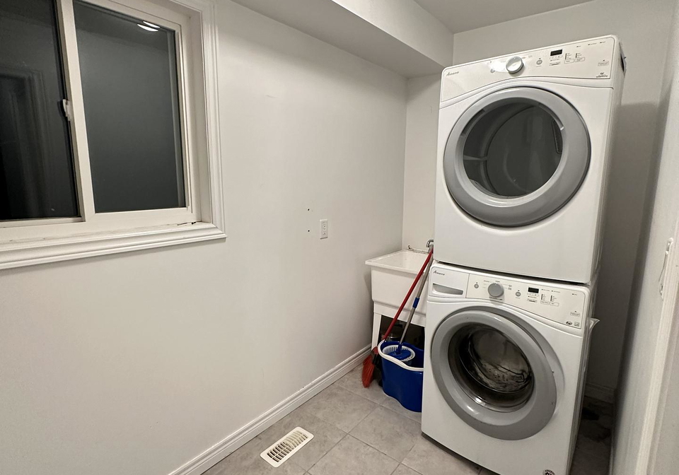 115-mallory-street-clarington-ontario-e12743704