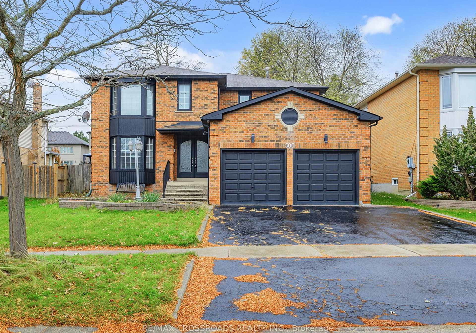 500-lightfoot-place-pickering-ontario-e12744768