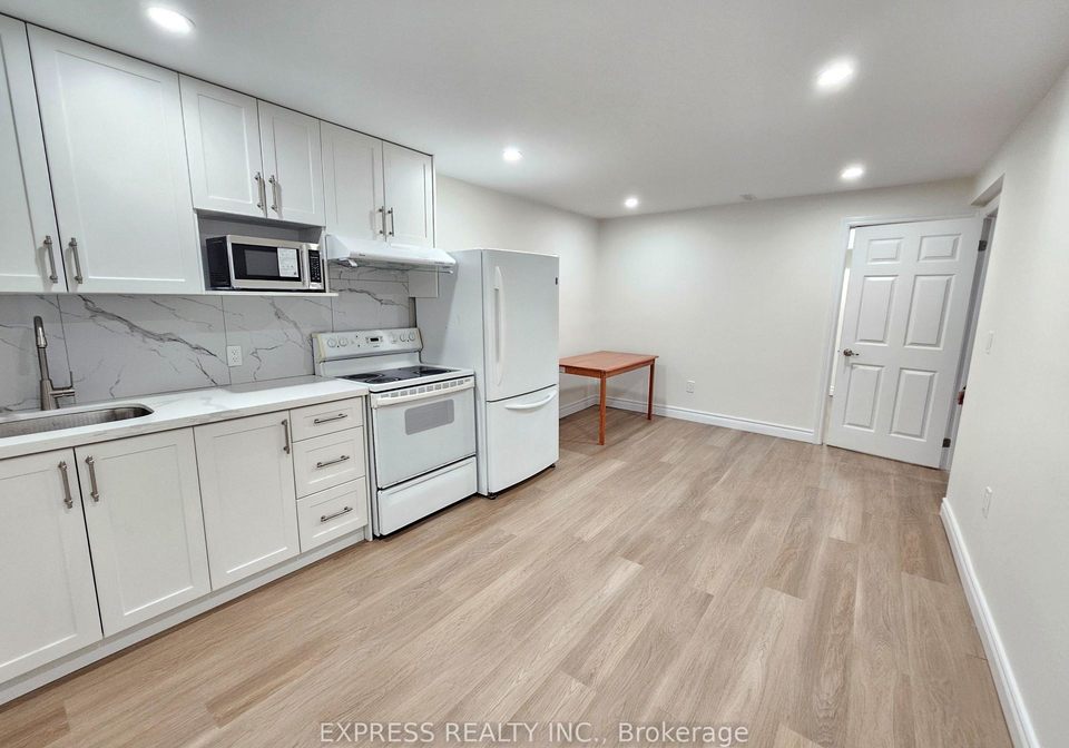 7-calthorpe-avenue-scarborough-ontario-e12744818