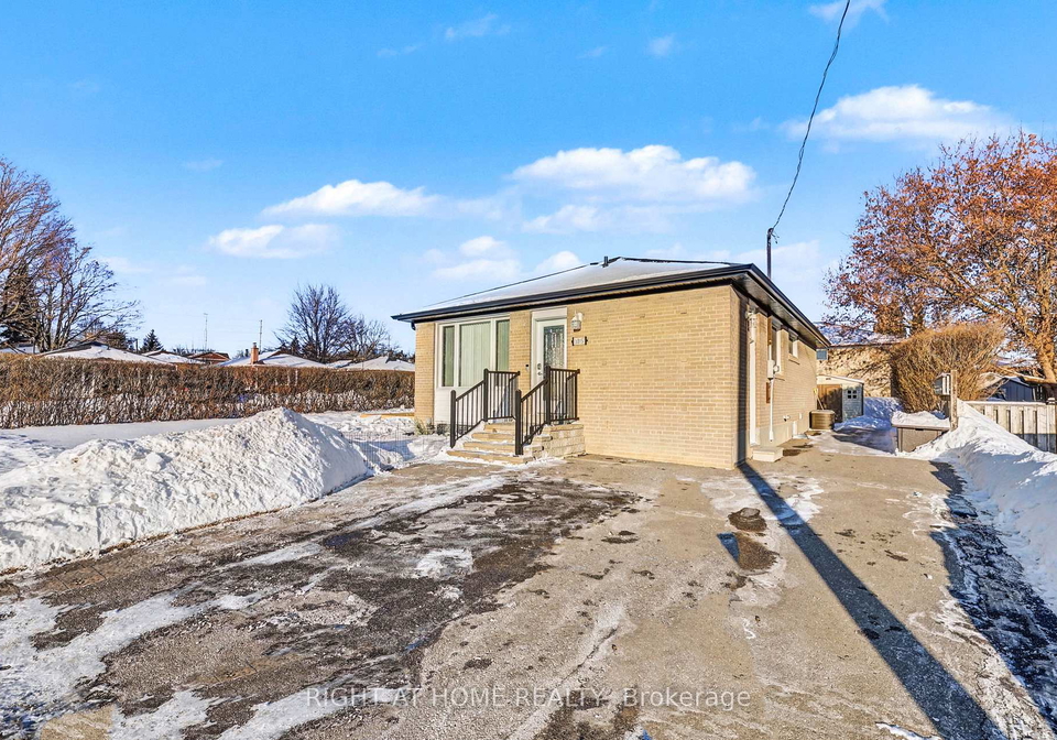 1015-walton-boulevard-whitby-ontario-e12744920