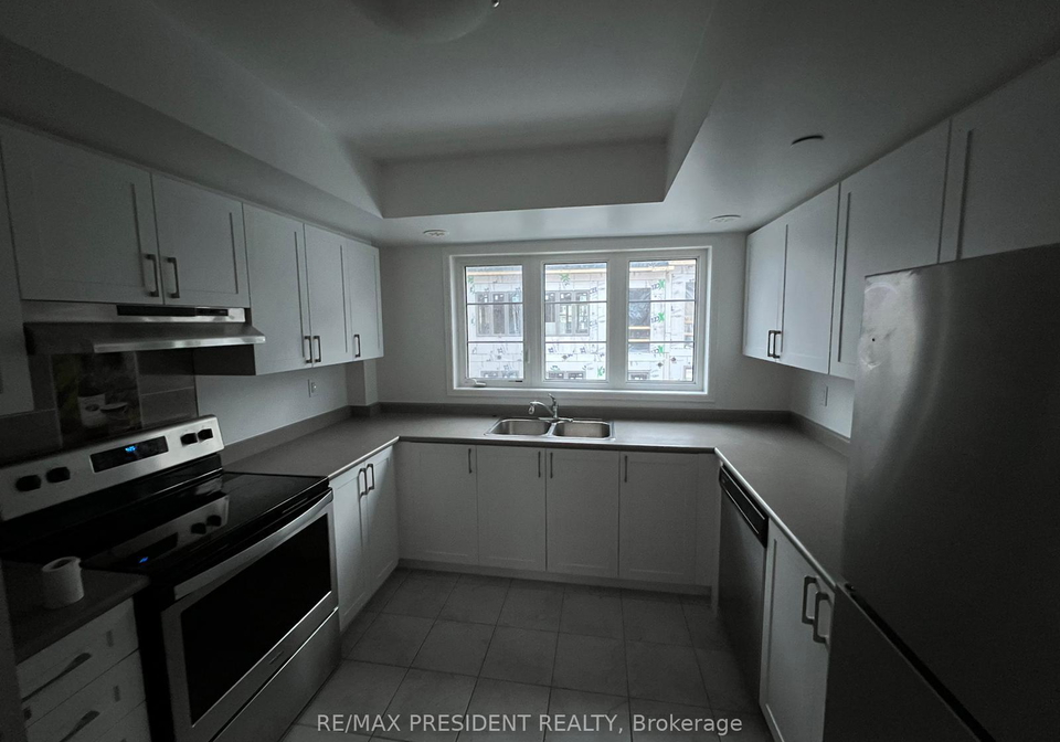 2735-deputy-minister-path-oshawa-ontario-e12745268