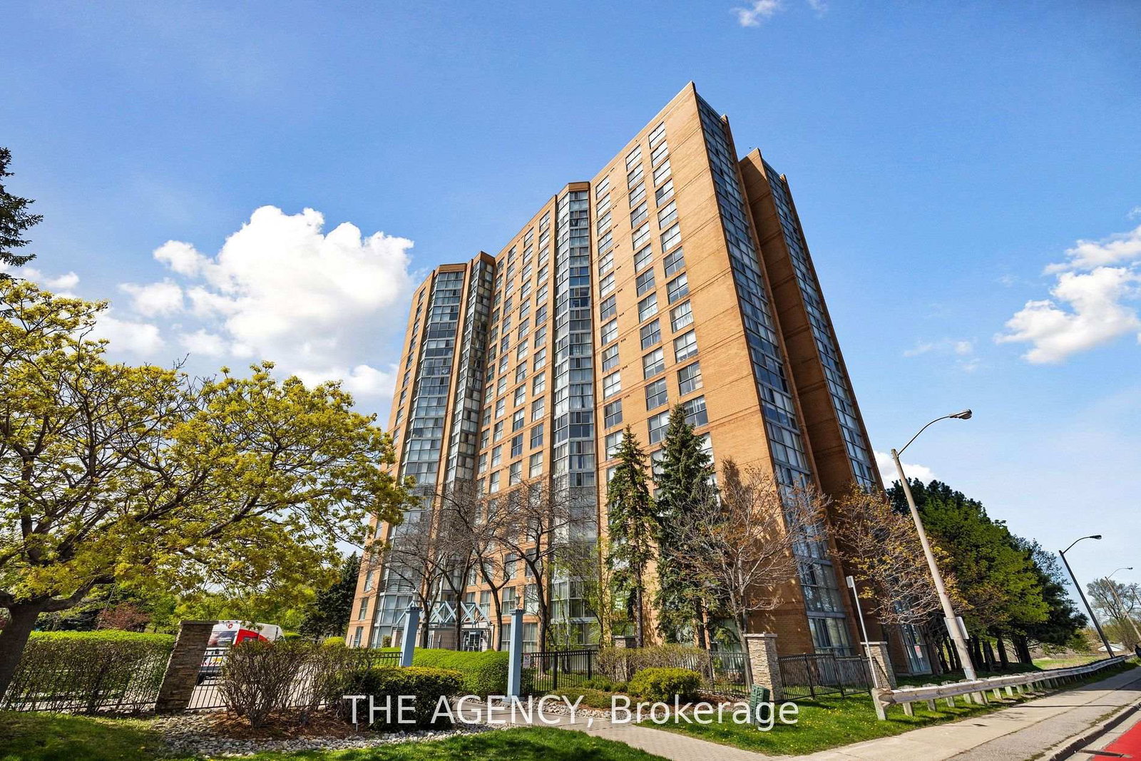 90-dale-avenue-scarborough-ontario-e12746096
