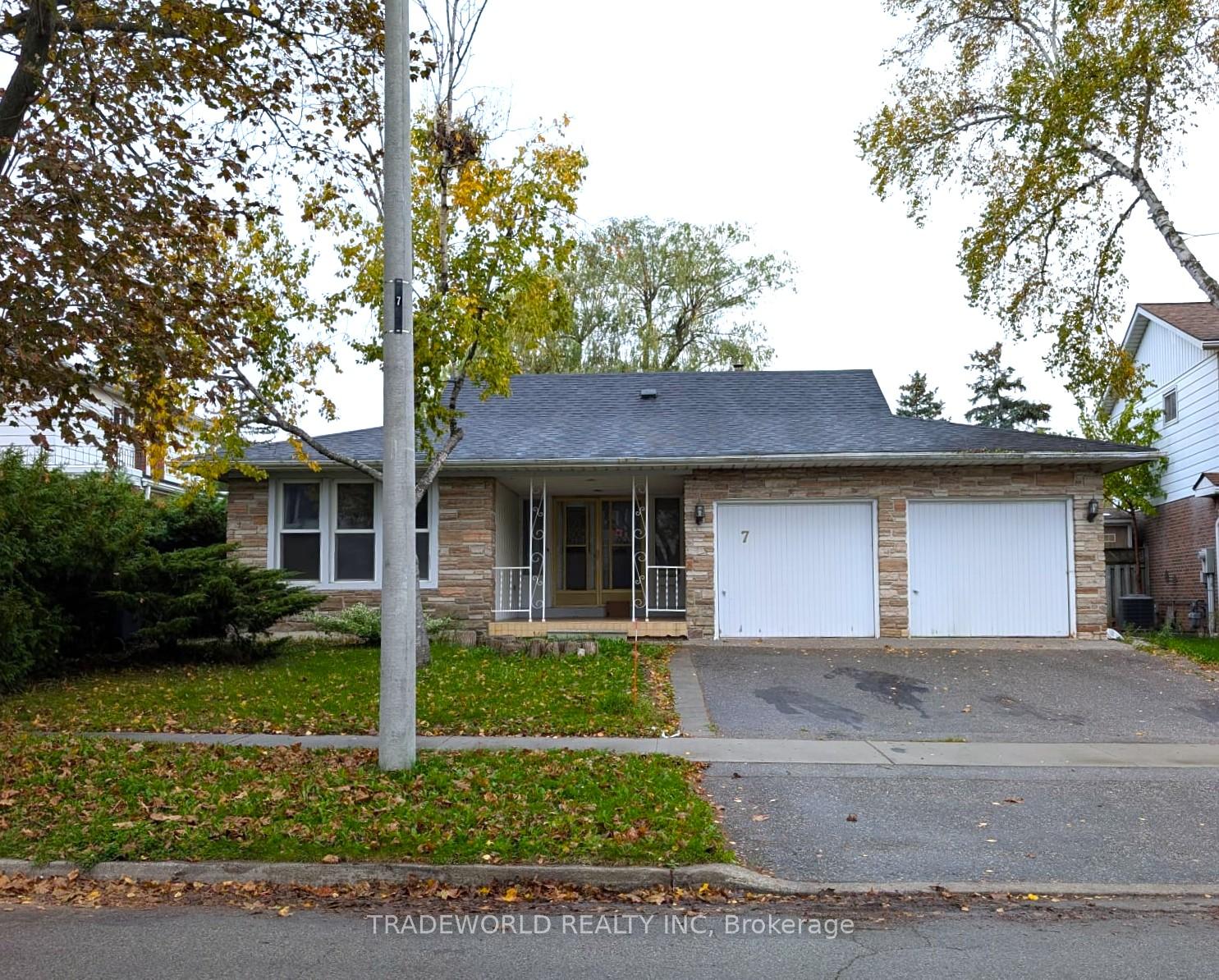 7-fluellen-drive-scarborough-ontario-e12746232