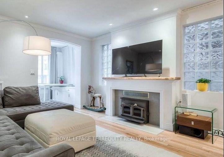 1760-queen-street-east-toronto-ontario-e12746440